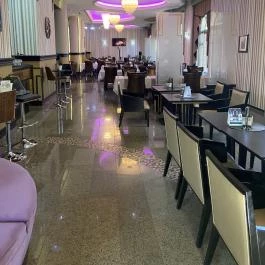 Grand Hotel Glorius, Makó - Vendéglátás