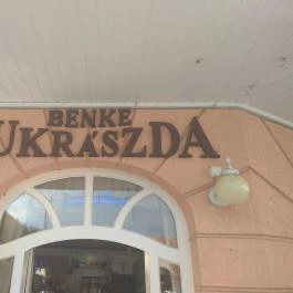 Benke Cukrászda II. Szarvas - Külső kép