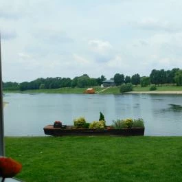 Vizafogó Panzió étterme Baja - Külső kép