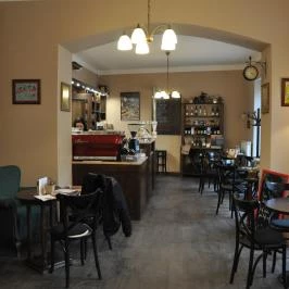 Tokaji Kávépörkölő Manufaktúra Tokaj - Belső