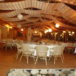 Rosinante Stílusos Vidéki Szálloda étterme Szigetmonostor - Belső