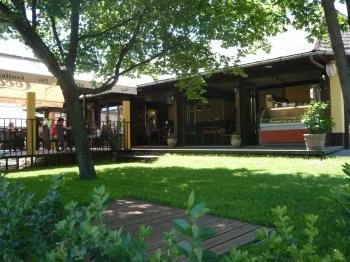 Capri Pizzéria & Kávézó - Buda Budapest