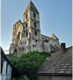 Zsámbéki Romtemplom és Kőtár