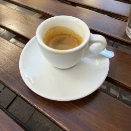 Espresso Embassy Budapest - Étel/ital