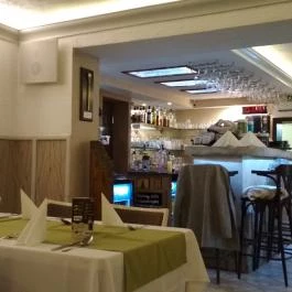 El Mariachi, Szentendre - Belső