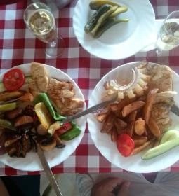 Fészek Vendéglő & Sörkert