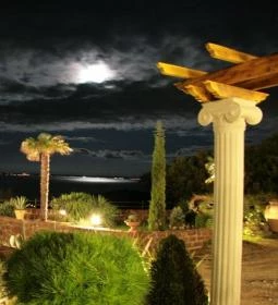 Egzotikus Kert Apartmanház 