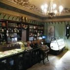 Százéves Cukrászda Gyula - Belső