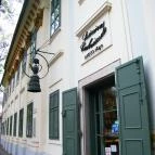 Százéves Cukrászda Gyula - Külső kép