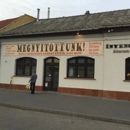 Ínyenc Kert Étterem & Kávéház, Budapest - Külső kép