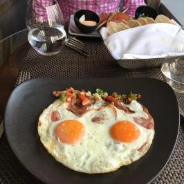 Émile Étterem, Budapest - Étel/ital