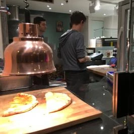 IGEN Pizza - Madách Imre út, Budapest - Belső