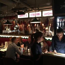 Jamie Oliver's Italian , Budapest - Belső
