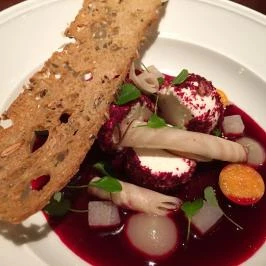 Kollázs, Budapest - Étel/ital