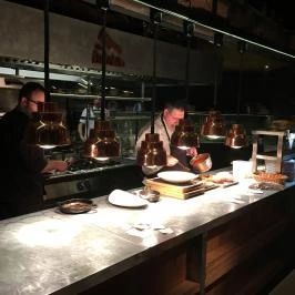 Robinson Restaurant, Budapest - Belső