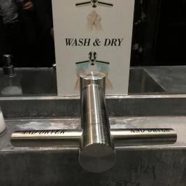 Tom George Italiano Étterem Budapest - Mosdó