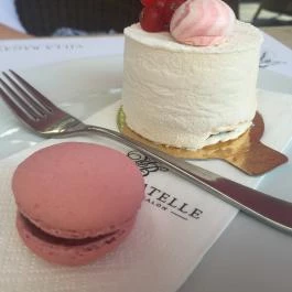 Villa Bagatelle, Budapest - Étel/ital