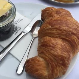 Villa Bagatelle, Budapest - Étel/ital