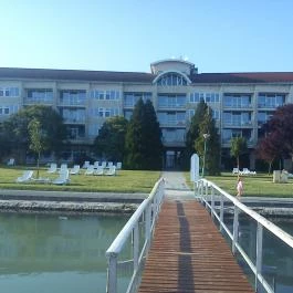 Erzsébet Szálloda Balatonőszöd Balatonőszöd - Külső kép