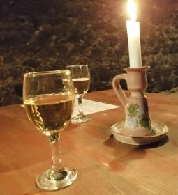 Borostyán Borszaküzlet és Borozó