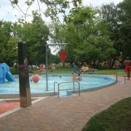 Jonathermál Thermál Motel & Kemping, Kiskunmajsa - Medence/kert