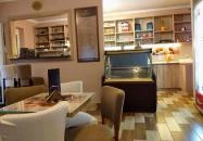 Aranycsésze Kávézó Kunhegyes