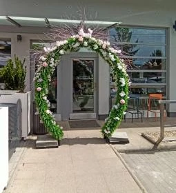 Cziniel Cukrászda & Kávéház