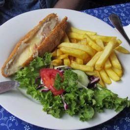 Halászcsárda Vendéglő Szarvas - Étel/ital