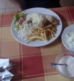 Kétszekér Fogadó étterme