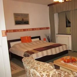 Mónika Panzió Tata - Szobák