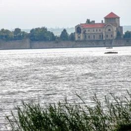 Mónika Panzió Tata - Környék