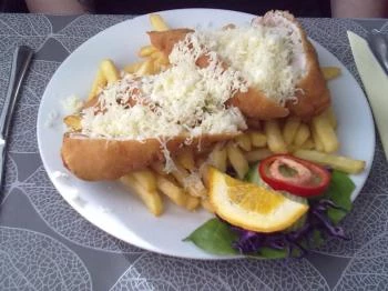 Zsuhuka Vidéki Falatozója Görcsöny