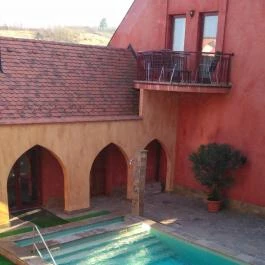 Mesés Shiraz Hotel, Egerszalók - Medence/kert