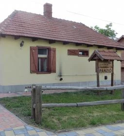 Csikós Panzió