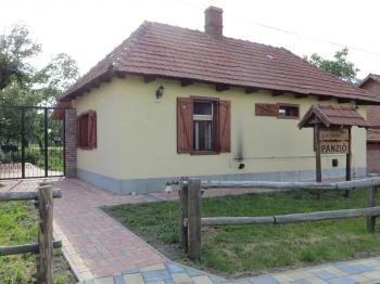 Csikós Panzió Mezőnagymihály