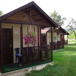 Faházak, Pénzesgyőr - Külső kép