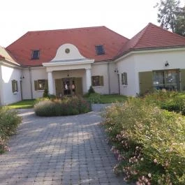 Hercegasszony Birtok, Mezőtúr - Külső kép