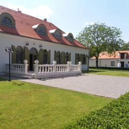 Hercegasszony Birtok, Mezőtúr - Külső kép