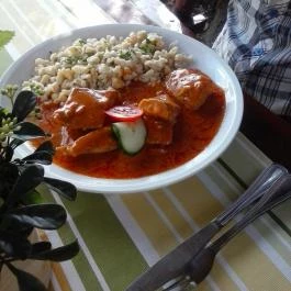 Tóparti Halászcsárda Tata - Étel/ital