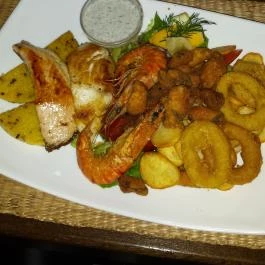 Dzsungel Kávézó & Étterem Budapest - Étel/ital