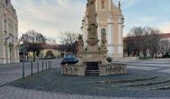 Szentháromság szobor Szekszárd - Külső kép