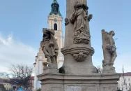 Szentháromság szobor Szekszárd