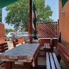 1. sz. Kisvendéglő Berettyóújfalu - Külső kép