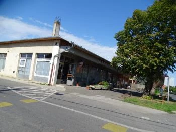 5-ös Büfé & Kocsma Békés