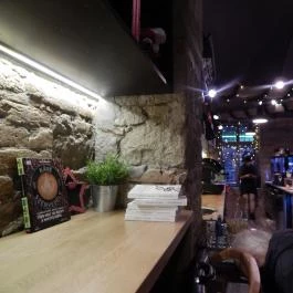 9BAR, Budapest - Belső