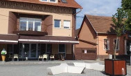A Cukrászda, Füzesabony
