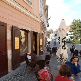 Adria Fagyizó, Székesfehérvár - Külső kép