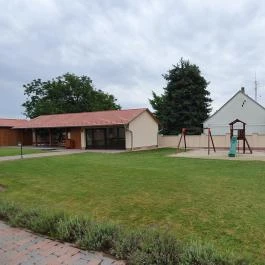 Agancsos Panzió Villány - Medence/kert