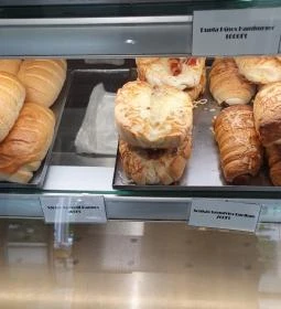 Albán Lora Pékség Törökbálint