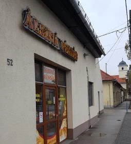 Álbiná Pékség